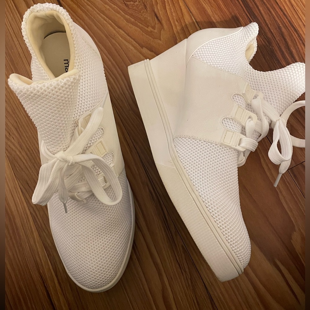 Sneaker Wedge